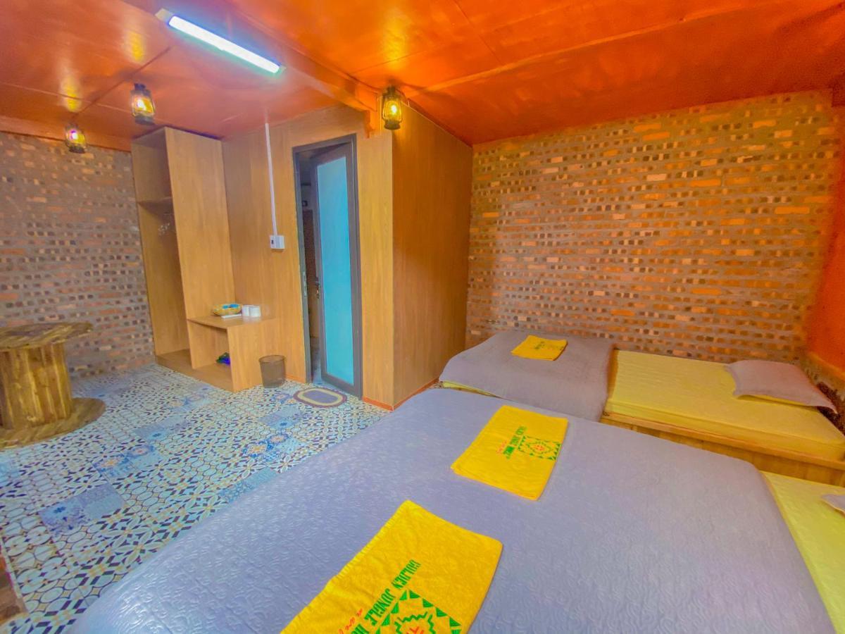 Golden Jungle House Hotel Ha Giang Exterior photo