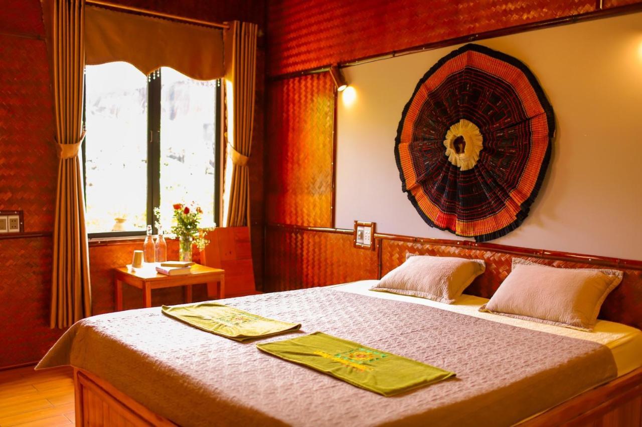 Golden Jungle House Hotel Ha Giang Exterior photo